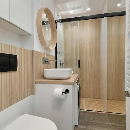 아파트 Nadmorski Blisko Morza I Parku Brzeznienskiego By Renters